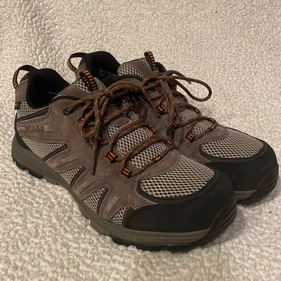 Cabela's Shoes Cabelas Vibram Low Goretex Hiking Shoes For Men Size 5 Poshmark